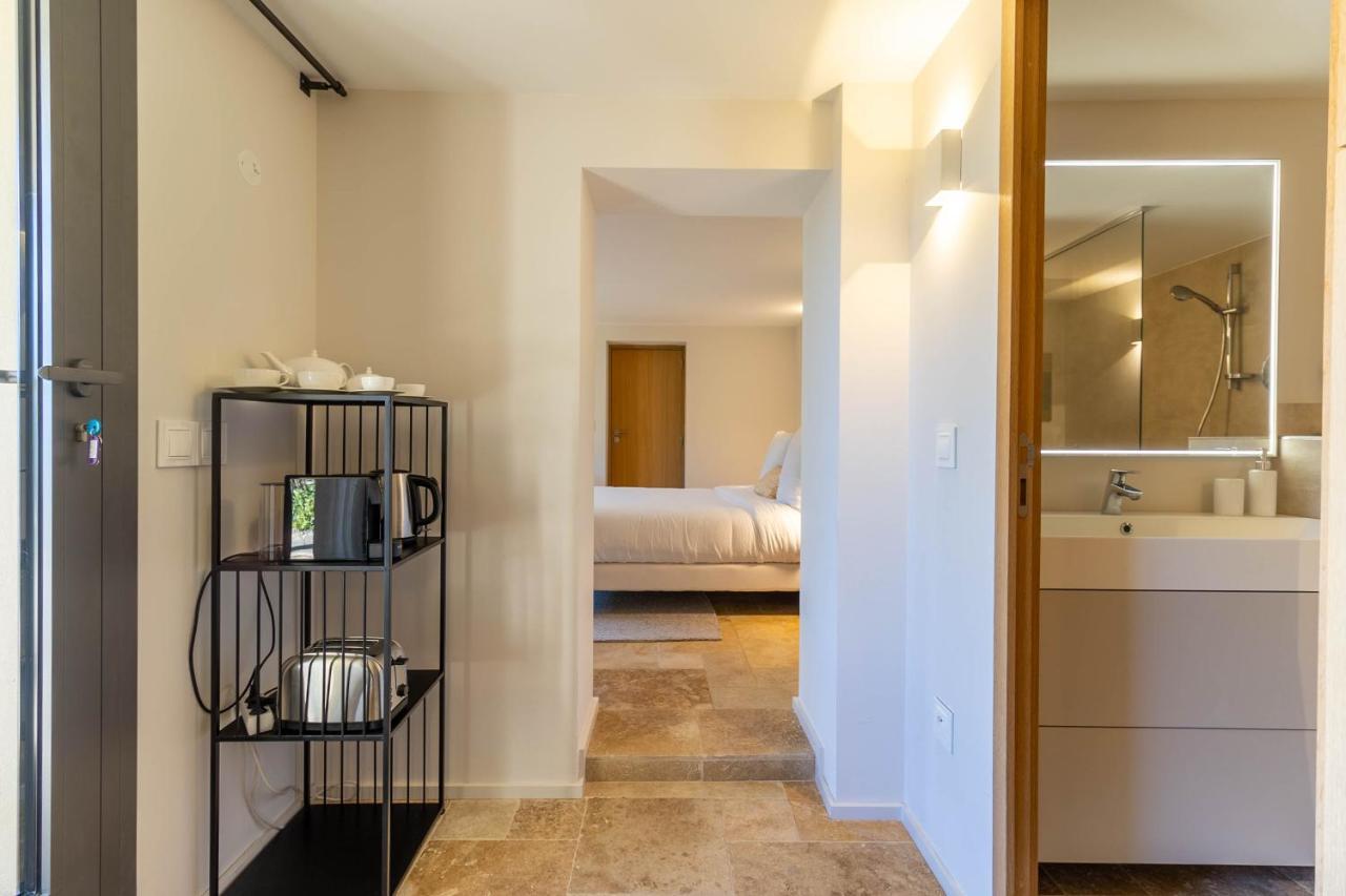 Collection - Ravissante Avec Bassin Chauffe En Saison Apartment