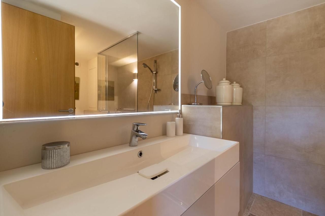 Collection - Ravissante Avec Bassin Chauffe En Saison Apartment *